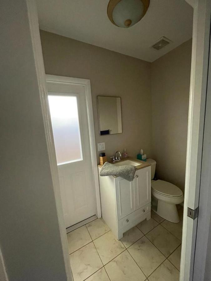 Quaint Guest Room Close To Siesta Key Sarasota Exterior photo