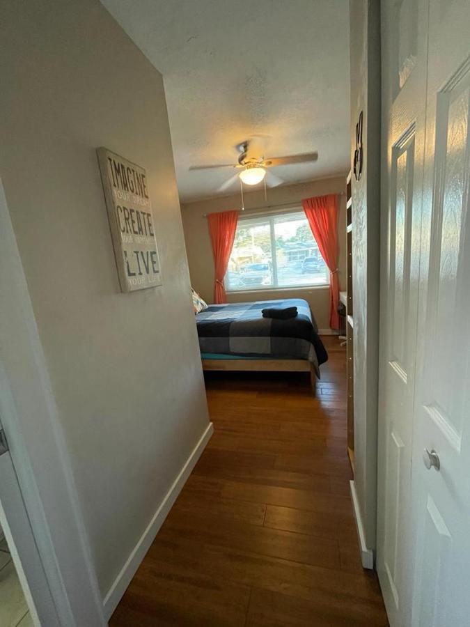 Quaint Guest Room Close To Siesta Key Sarasota Exterior photo